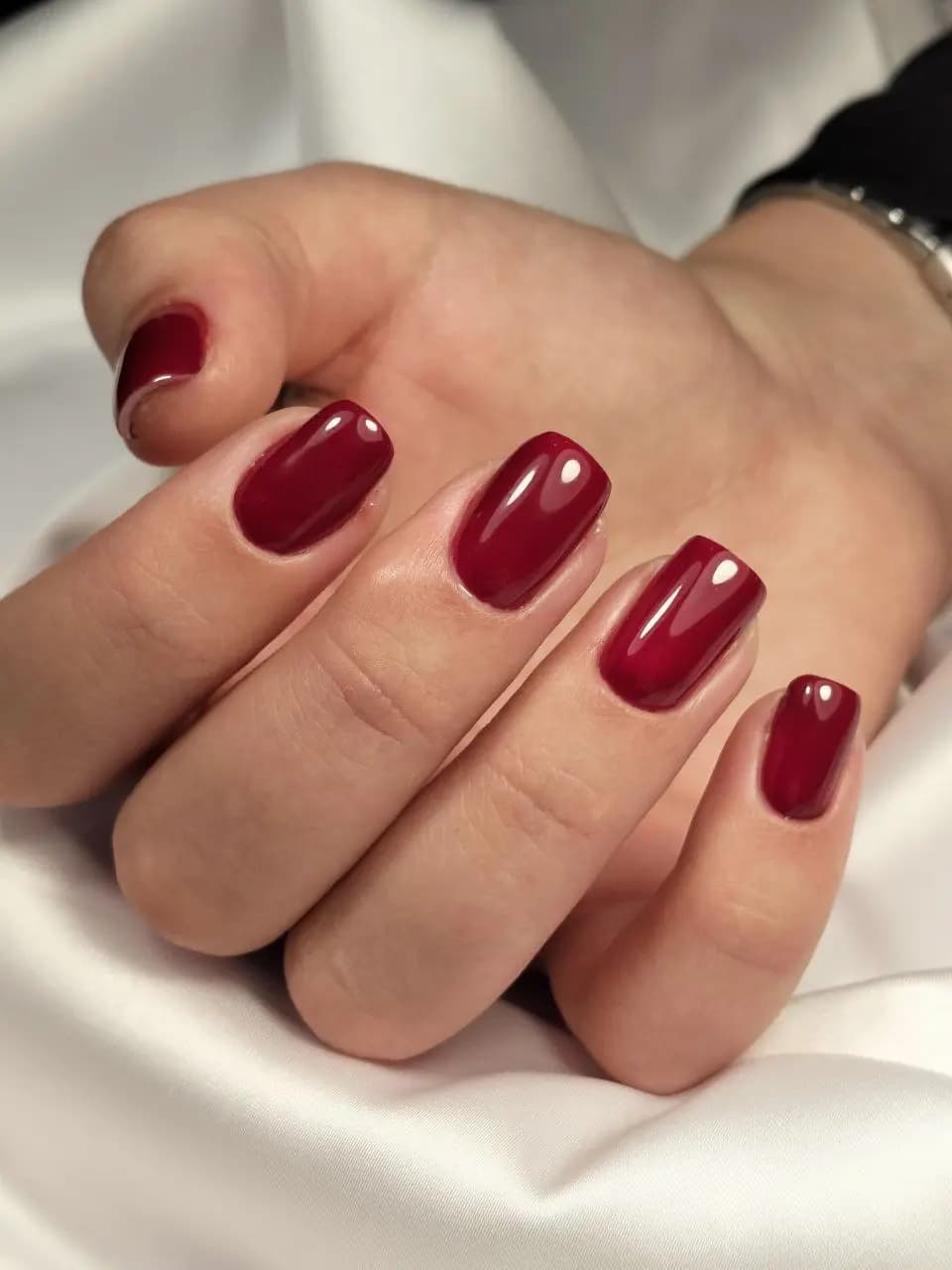 Маникюр в студии ЛИЧИ